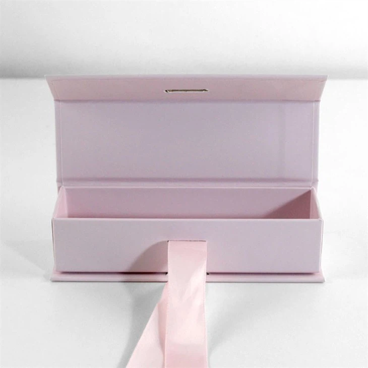 cardboard box magnetic closure (7)
