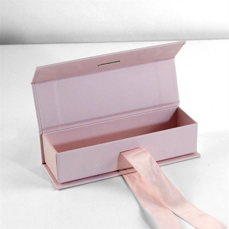 cardboard box magnetic closure (5)